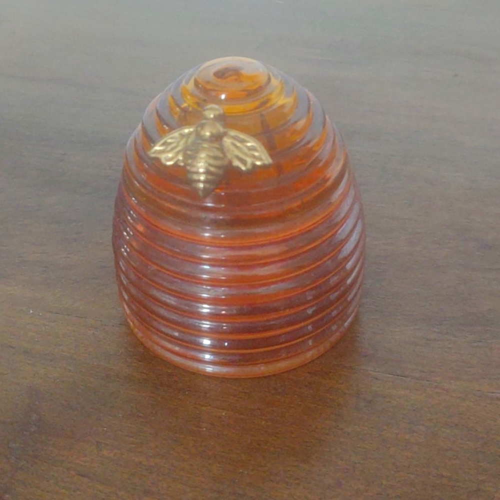 Vtg Beehive bottle